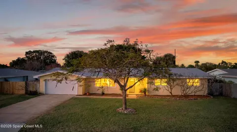 560 Glenwood Ave, Satellite Beach, FL 32937