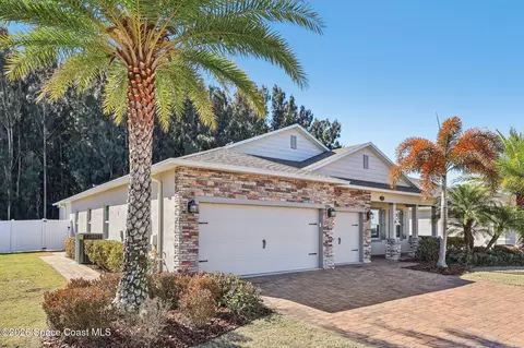 5290 Hebron Dr, Merritt Island, FL 32953
