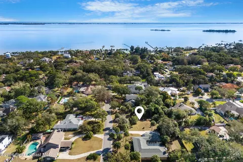 1485 S Oaks Dr, Merritt Island, FL 32952