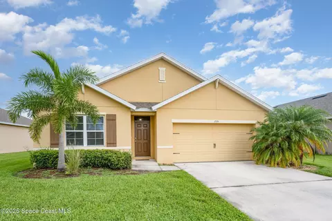 235 Sorrento Dr, Cocoa, FL 32922