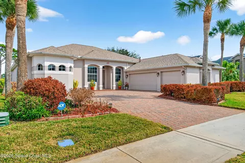 5911 Herons Landing Dr, Rockledge, FL 32955