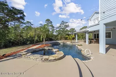 Exterior - 2205 Arnold Ln, Malabar, FL 32950 photo 6 of 13