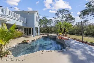 Exterior - 2205 Arnold Ln, Malabar, FL 32950 photo 5 of 13