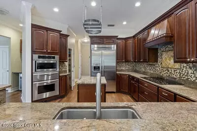 Kitchen - 2205 Arnold Ln, Malabar, FL 32950 photo 2 of 3
