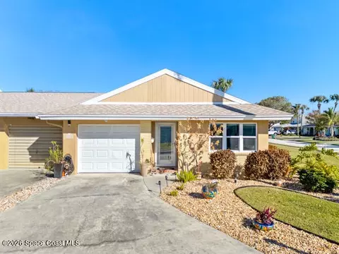647 Desoto Ln, Indian Harbour Beach, FL 32937