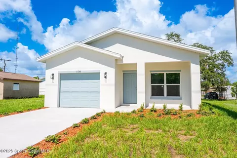 1720 S Deleon Ave, Titusville, FL 32780