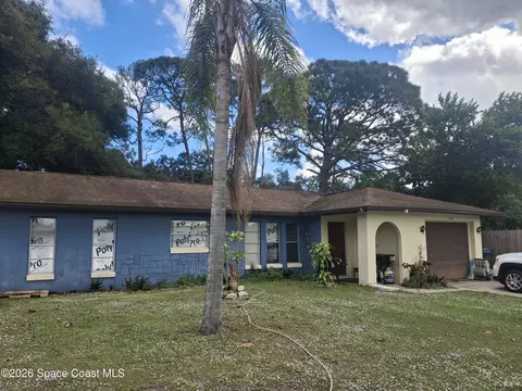 1045 Nova Ter, Titusville, FL 32796