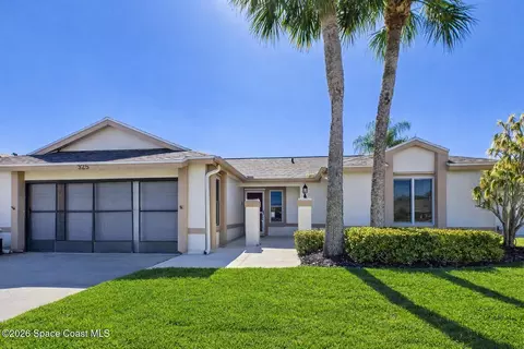 325 Country Walk St, Melbourne, FL 32940