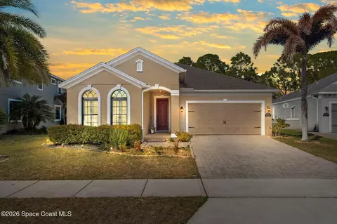 8112 Strom Park Dr, Melbourne, FL 32940