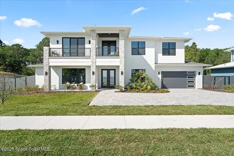 5306 Riveredge Dr, Titusville, FL 32780