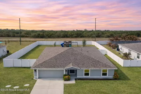 2926 Tishman Rd SE, Palm Bay, FL 32909