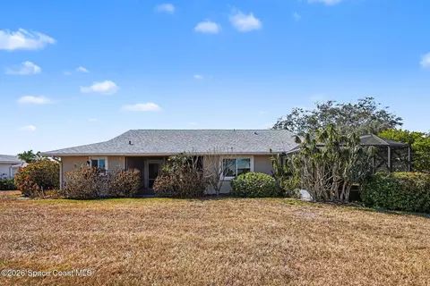 Exterior - 1311 Independence Ave, Melbourne, FL 32940 photo 2 of 7