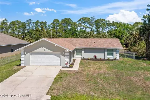 1733 Zaminder St NW, Palm Bay, FL 32907