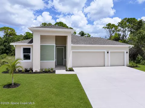 371 Halloran St SE, Palm Bay, FL 32909
