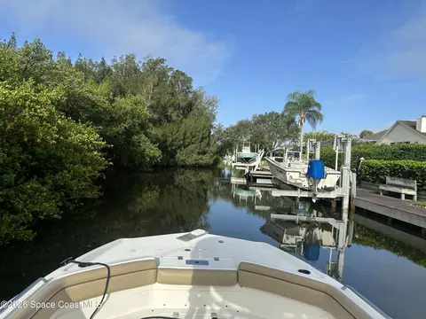 2025 Sykes Creek Dr, Merritt Island, FL 32953