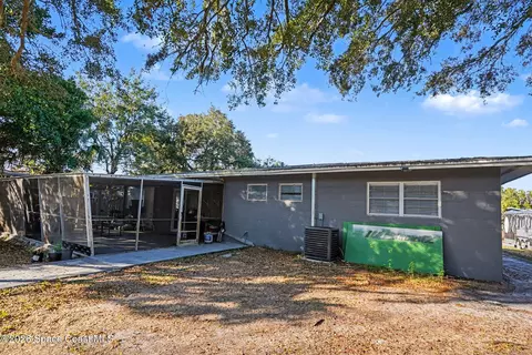 Exterior - 809 Espanola Way, Melbourne, FL 32901 photo 2 of 2