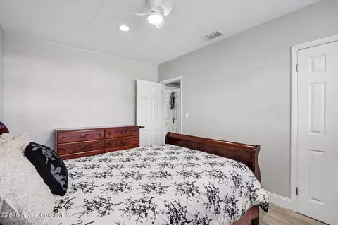 Bedroom - 809 Espanola Way, Melbourne, FL 32901 photo 7 of 9