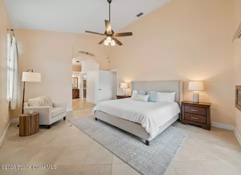 Bedroom - 751 Lake Dr, Melbourne, FL 32940 photo 2 of 3