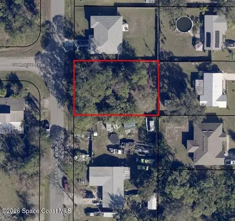 801 Everglade Ave SE, Palm Bay, FL 32909
