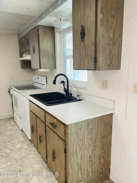 Kitchen - 2808 Forest Dr, Melbourne, FL 32901 photo 2 of 2