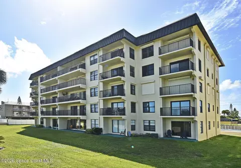 4570 Ocean Beach Blvd #212, Cocoa Beach, FL 32931