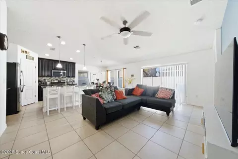 3258 Olivera Way, Saint Cloud, FL 34772 photo 25