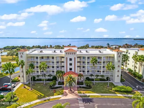 742 Bayside Dr #301, Cape Canaveral, FL 32920