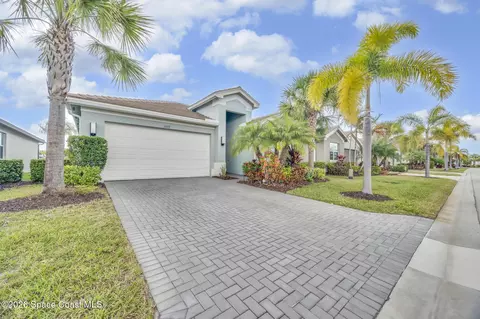 12127 SW Jasper Lake Way, Port Saint Lucie, FL 34987