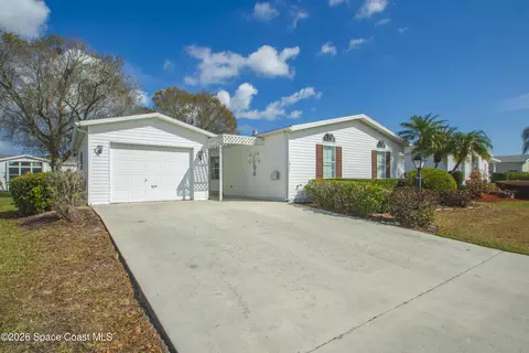 8142 Meadowlark Ln, Port Saint Lucie, FL 34952