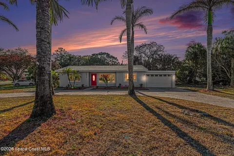 2415 S Fairway Dr, Melbourne, FL 32901