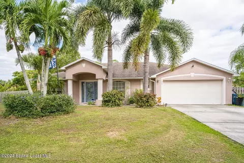 461 Neptune Dr NE, Palm Bay, FL 32907