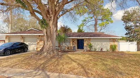 4205 Grovewood Ln, Titusville, FL 32780