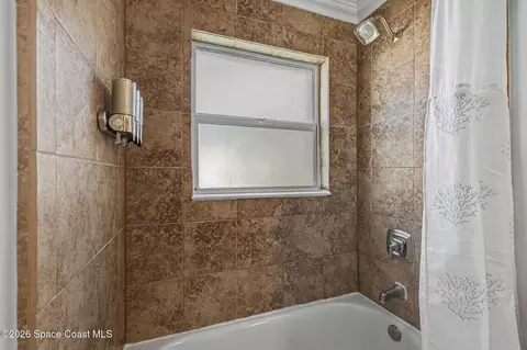 Bath - 925 Samar Rd, Cocoa Beach, FL 32931 photo 2 of 3