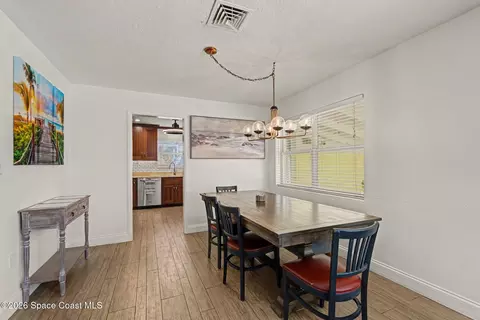 Dining - 925 Samar Rd, Cocoa Beach, FL 32931 photo 2 of 3