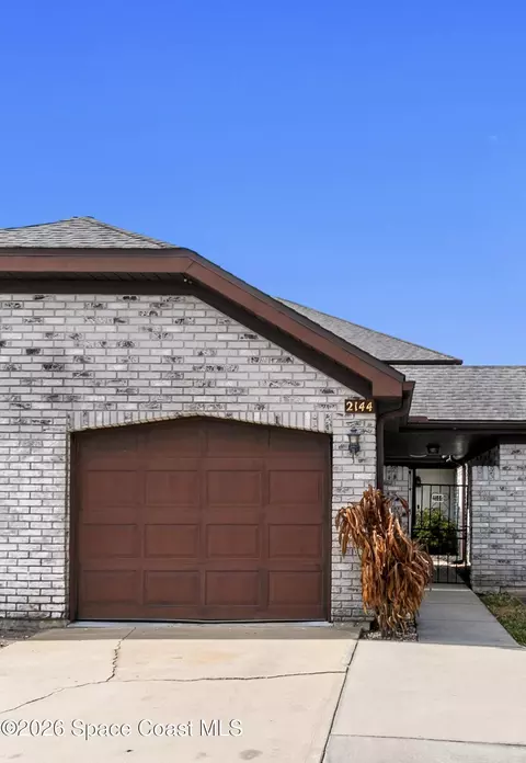 2144 Kings Cross St, Titusville, FL 32796