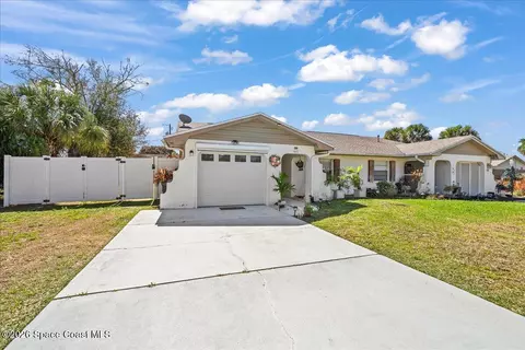 1817 Bruman Ter, Melbourne, FL 32935