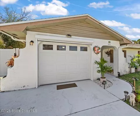 1817 Bruman Ter, Melbourne, FL 32935