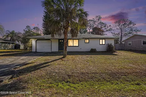 213 Bayshore Ave NW, Palm Bay, FL 32907