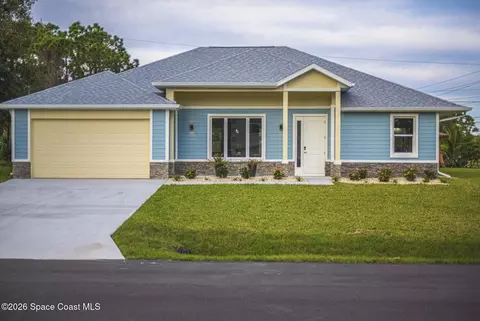 2739 Felix Rd SE, Palm Bay, FL 32909