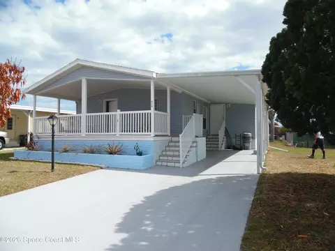 839 Wren Cir, Barefoot Bay, FL 32976
