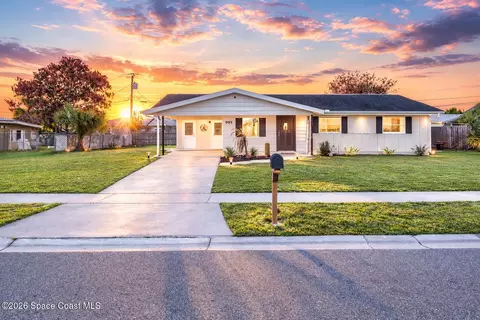 995 Eyerly Ln NE, Palm Bay, FL 32905
