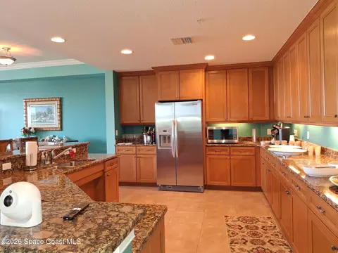 Kitchen - 1437 Pineapple Ave #701, Melbourne, FL 32935 photo 4 of 4