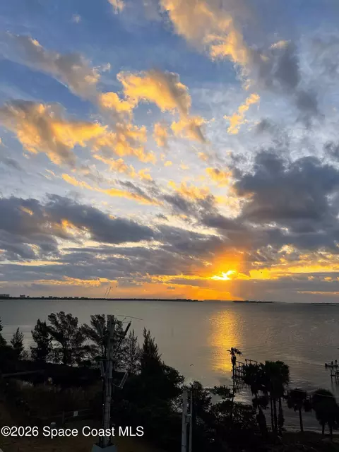 View/Area - 1437 Pineapple Ave #701, Melbourne, FL 32935 photo 7 of 11