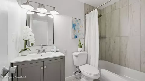 Bath - 5950 Ackard Ave, Cocoa, FL 32927 photo 2 of 2