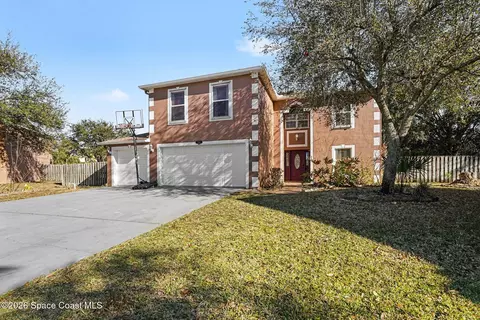 1343 Sorento Cir, Melbourne, FL 32904