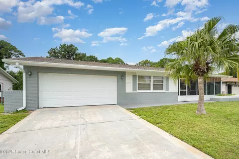 2823 Wright Ave, Melbourne, FL 32935