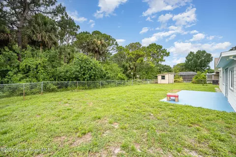 Exterior - 2823 Wright Ave, Melbourne, FL 32935 photo 4 of 6