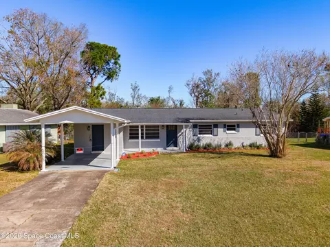 615 Hillcrest Ave, Titusville, FL 32796