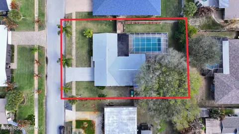215 Sand Pine Rd, Indialantic, FL 32903