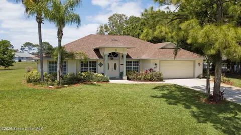 3018 SE Dalhart Rd, Port Saint Lucie, FL 34952